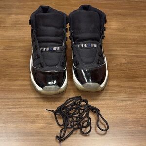 Jordan Sneakers Space Jam 11s